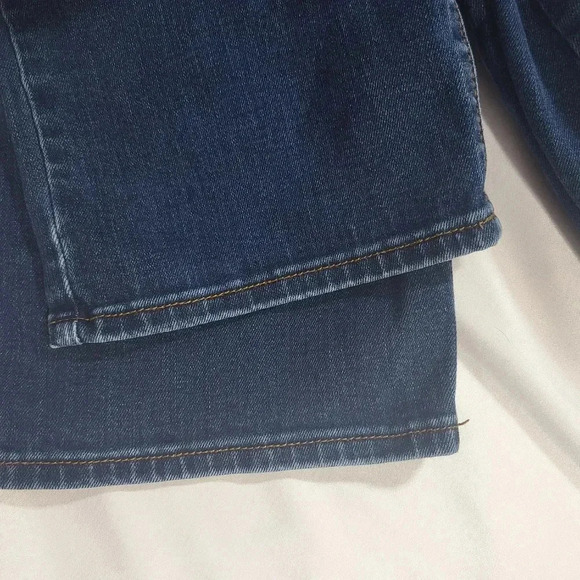 Old Navy Power Slim Straight Leg Jeans. - Picture 13 of 13